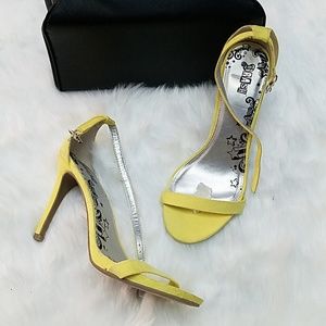 Sassy yellow heels
